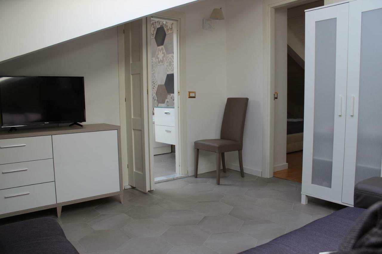 Luxury House Apartment *